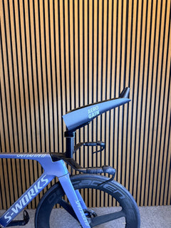 Aero Cockpit at minimum reach with the risers set to 22 degrees, full cockpit in view